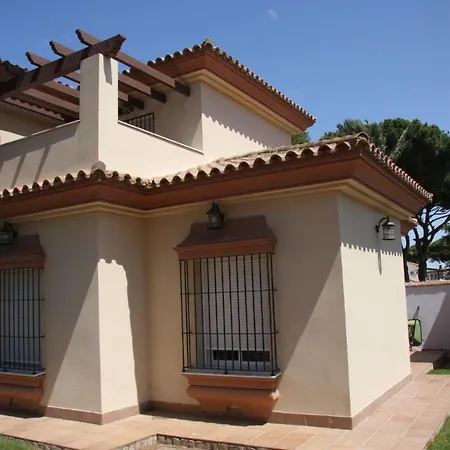 Moderno Y Amplio Chalet, Con Piscina Privada Holiday home *