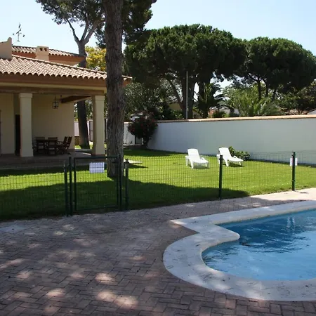 Moderno Y Amplio Chalet, Con Piscina Privada Semesterbostad *