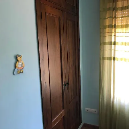 Moderno Y Amplio Chalet, Con Piscina Privada *