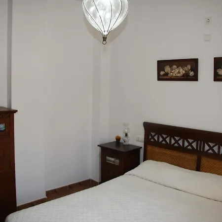 Moderno Y Amplio Chalet, Con Piscina Privada Semesterbostad