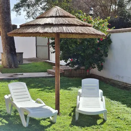 Moderno Y Amplio Chalet, Con Piscina Privada Chiclana de la Frontera